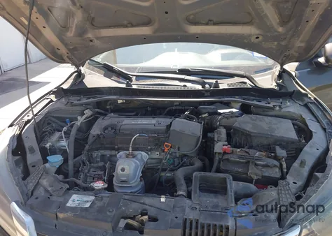 2013 Honda Accord Sport z USA, uszkodzony, nr VIN 1HGCR2F5XDA226310